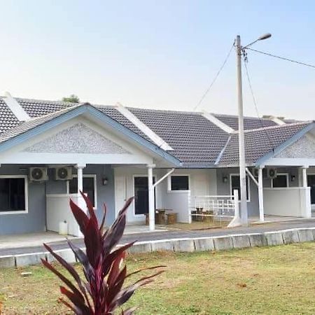 Oyo Homes 90679 Bahari Homes Malacca Esterno foto
