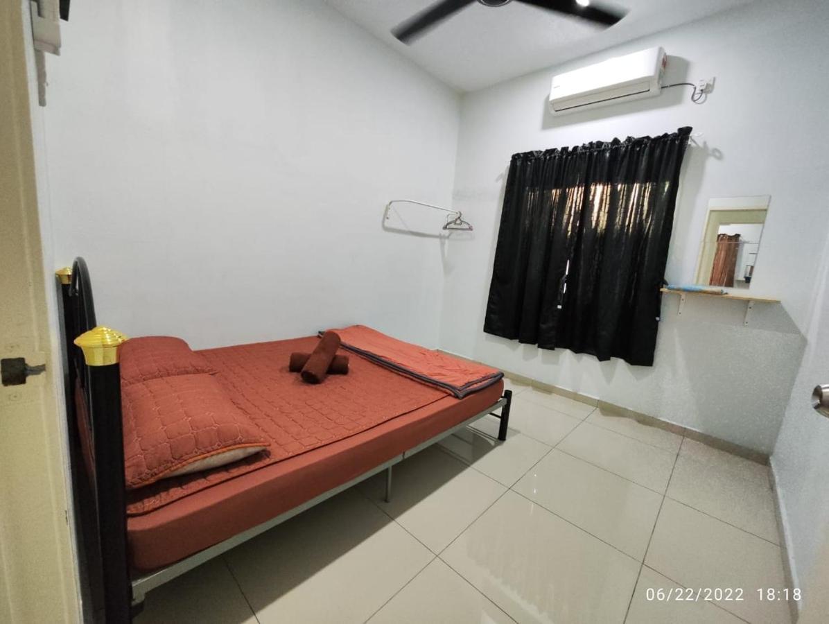 Oyo Homes 90679 Bahari Homes Malacca Esterno foto
